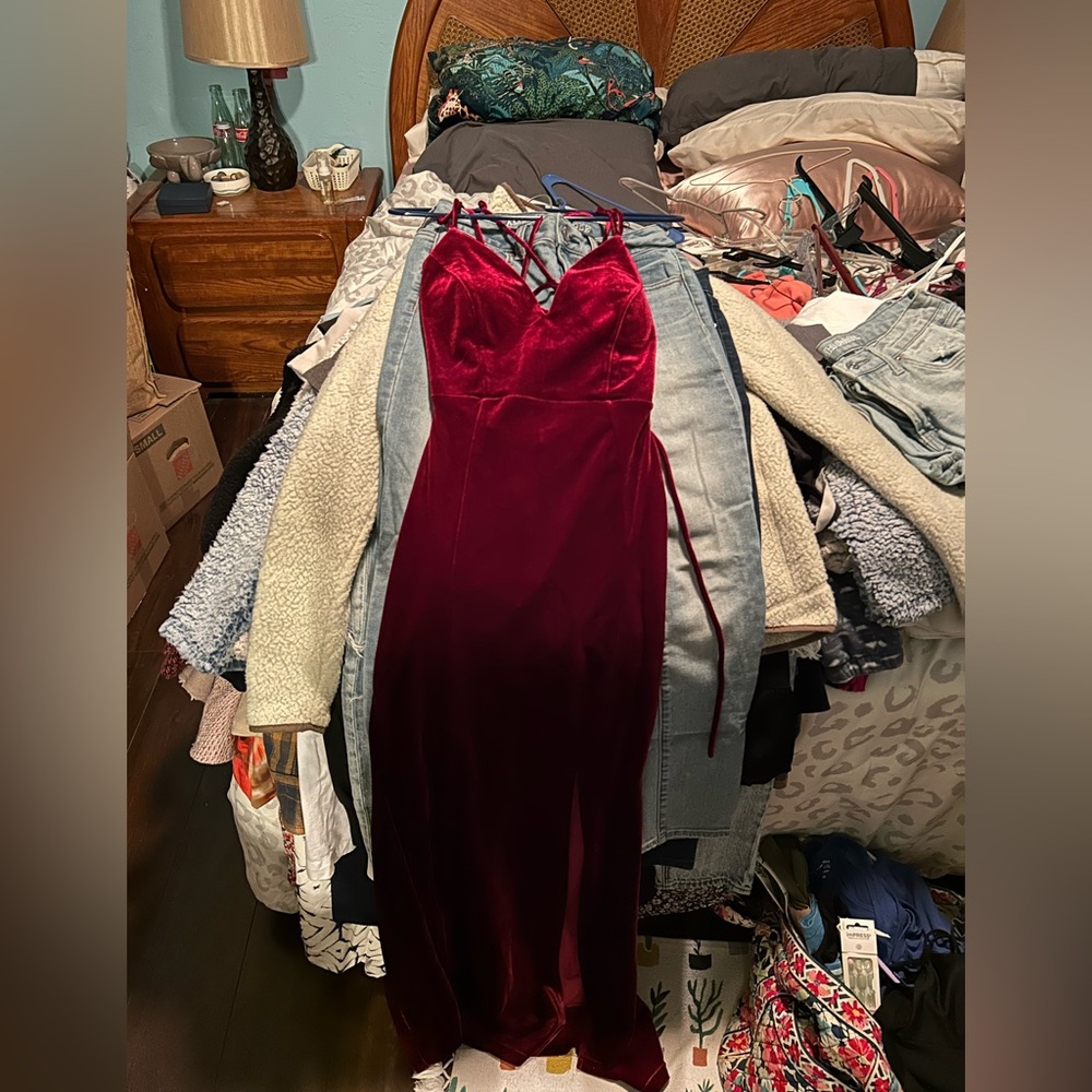 💋♥️🖤🥀🍒🥵✨🔥Red Velvet Floor Length Dress